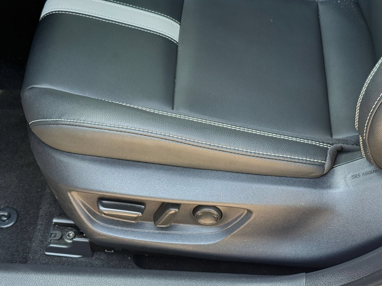 Used 2026 Toyota Camry SE FWD image 22