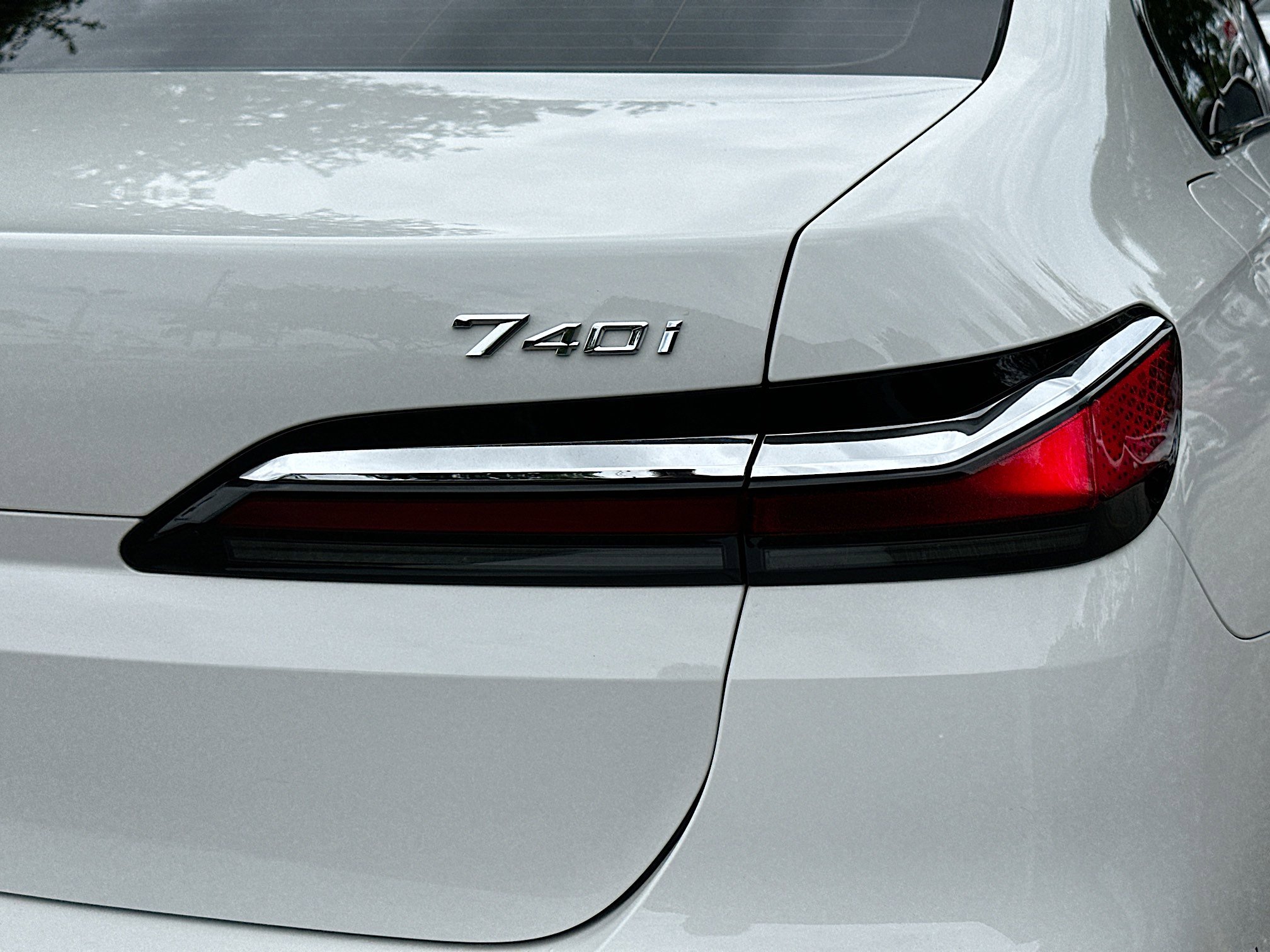 Used 2023 BMW 740i w/ Executive Package image 33