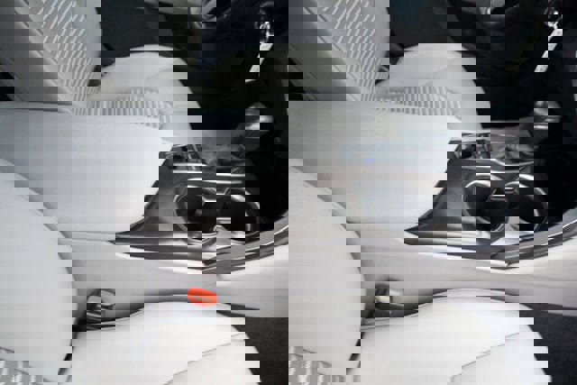 Used 2023 Toyota Camry SE image 40