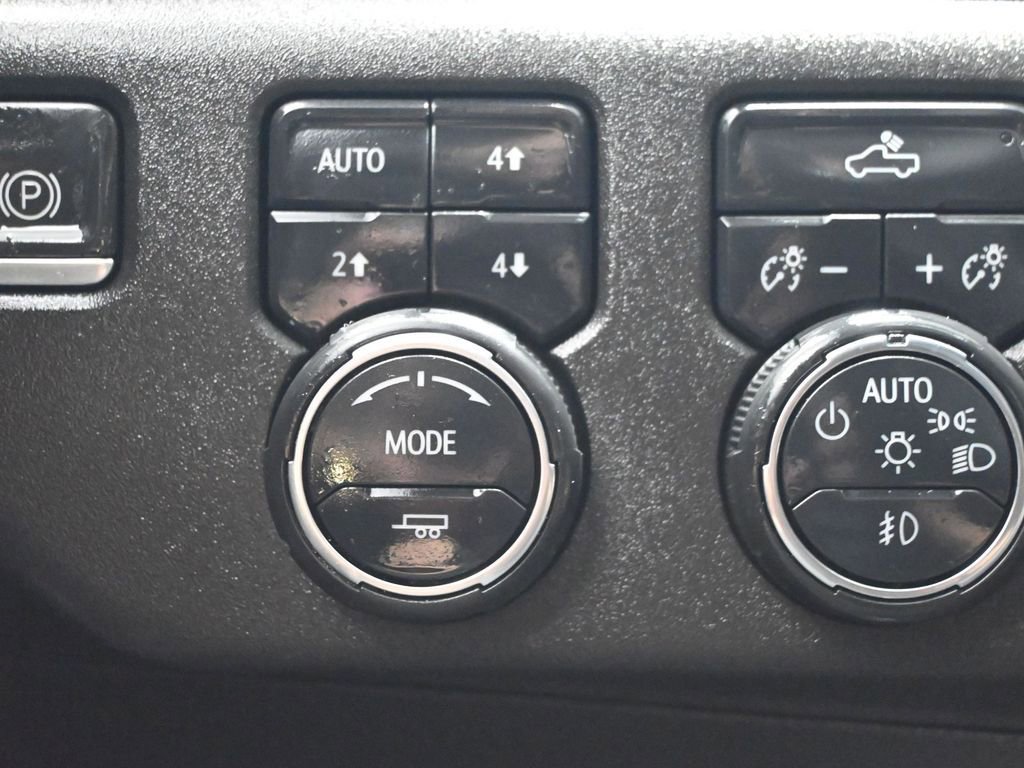 Used 2023 Chevrolet Silverado 1500 RST AWD/4WD image 26