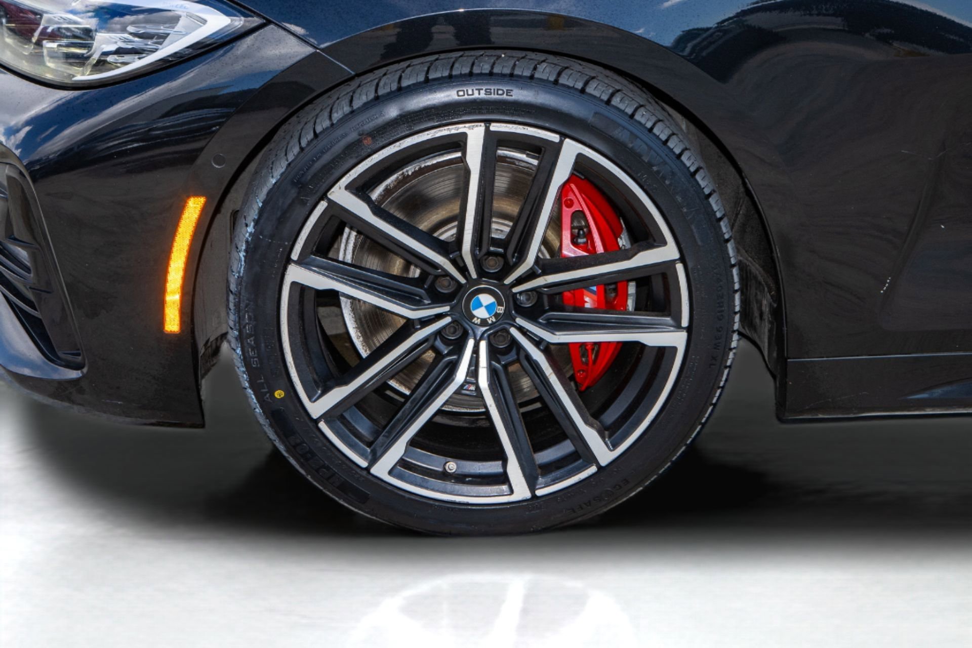 Used 2021 BMW 430i Coupe w/ M Sport Package image 32