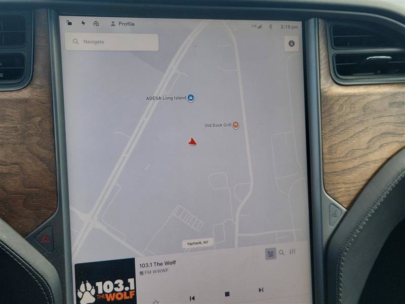 Used 2018 Tesla Model X 75D image 5