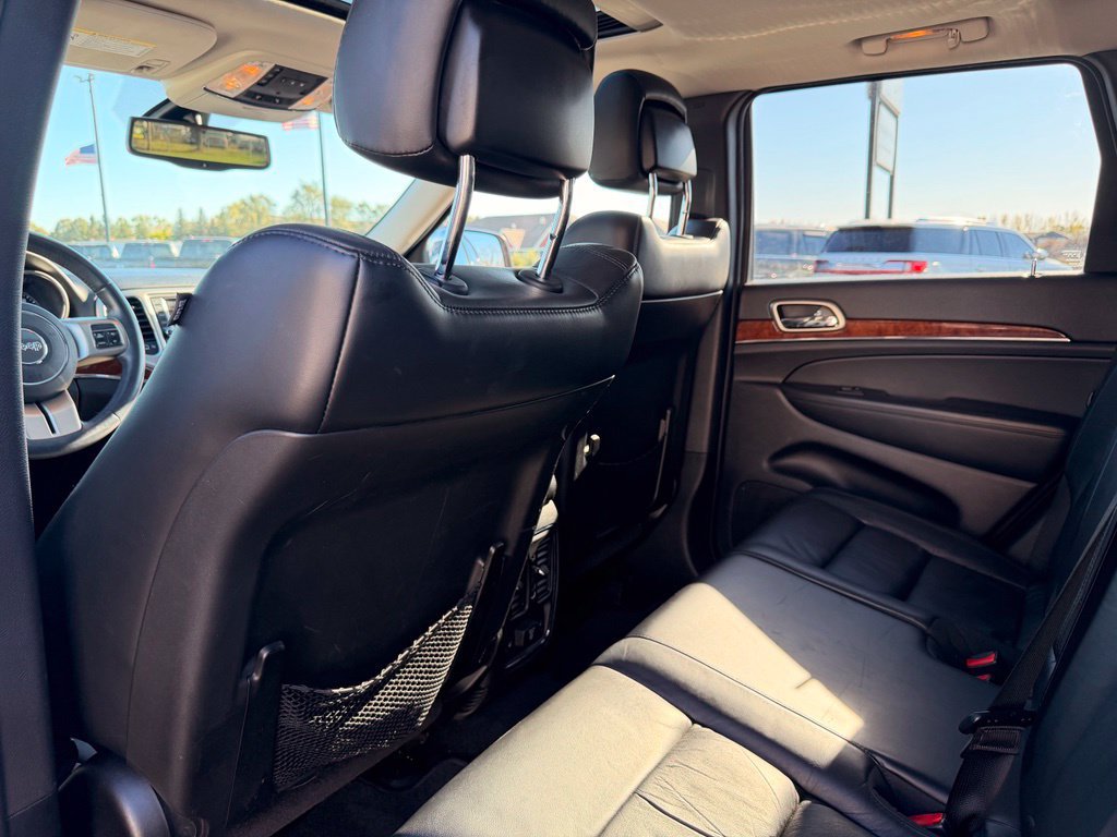 Used 2013 Jeep Grand Cherokee Limited AWD/4WD image 24