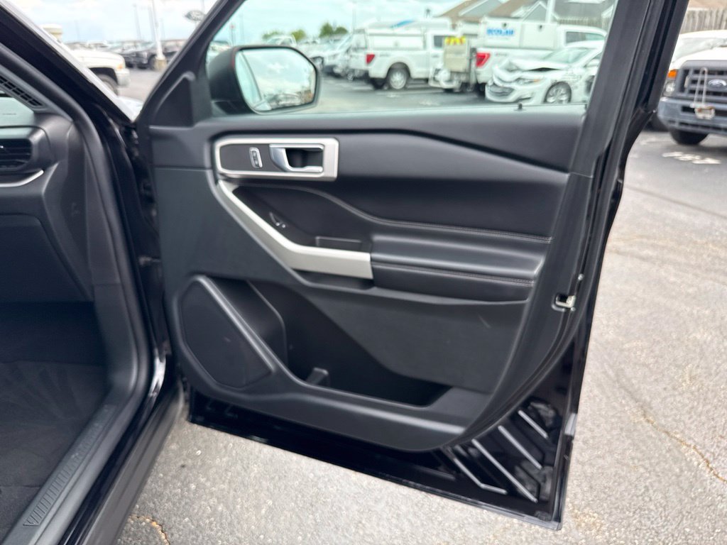 Certified 2021 Ford Explorer XLT AWD/4WD image 36