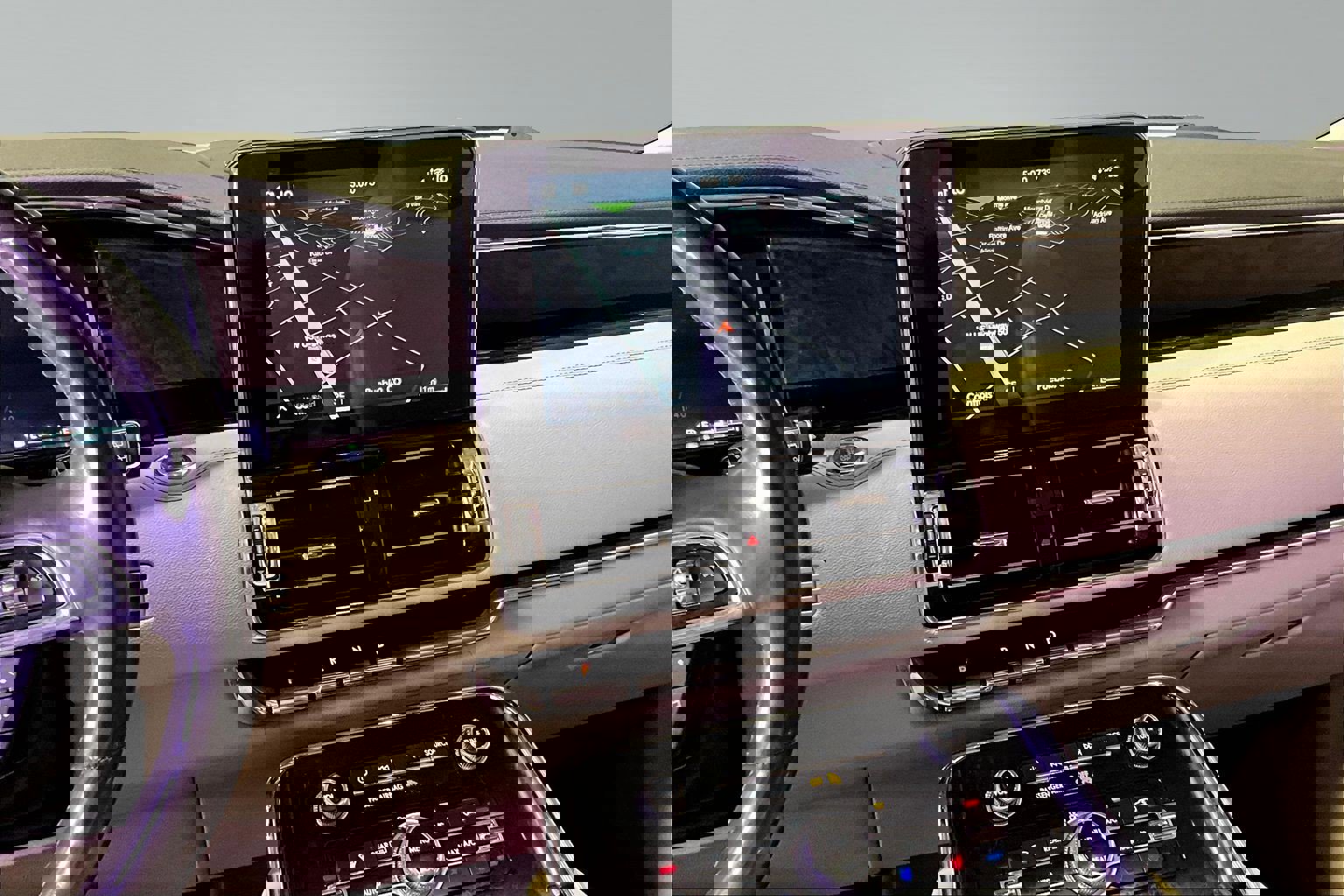 Used 2020 Lincoln Navigator Reserve w/ Luxury Package AWD/4WD image 9