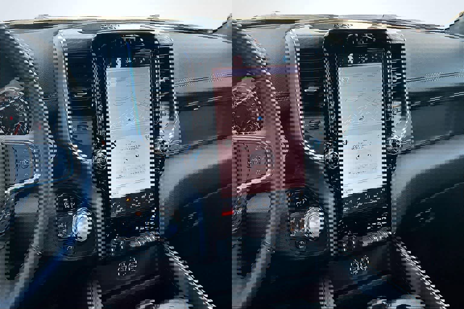 Used 2024 RAM 1500 Laramie image 16