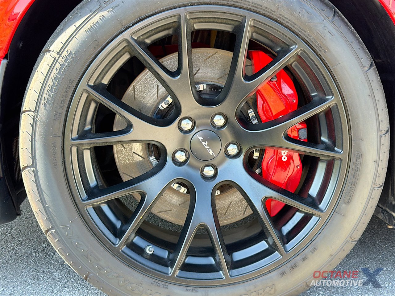 Used 2016 Dodge Challenger SRT Hellcat image 18