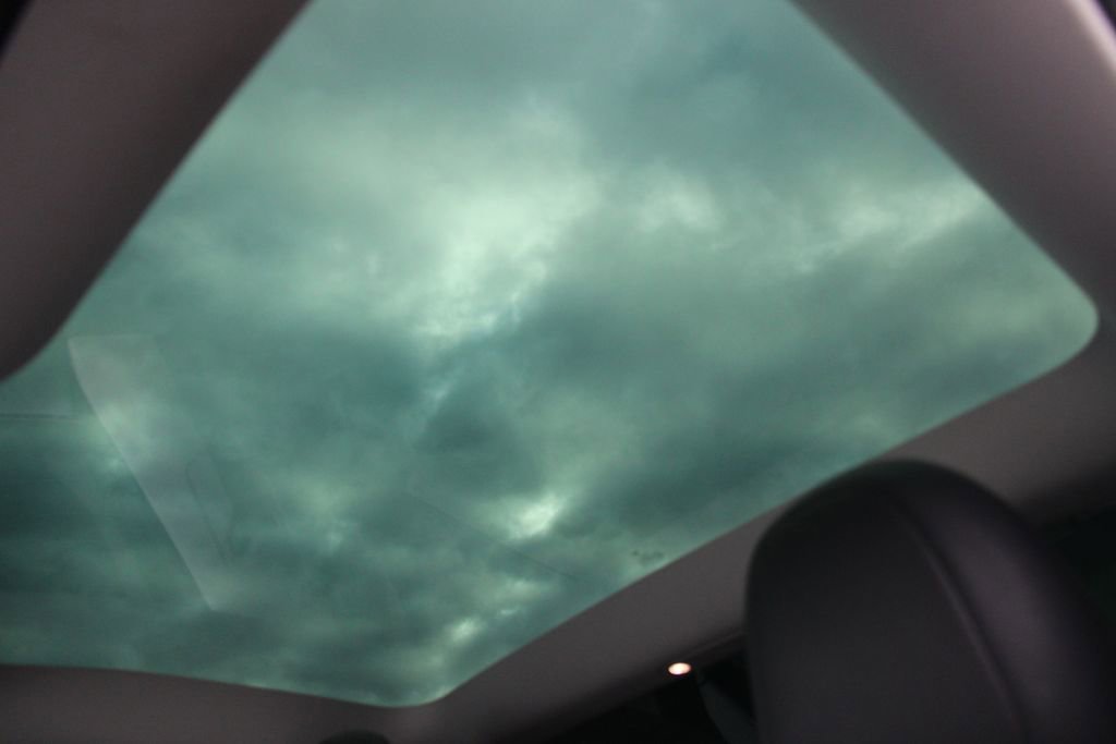 Used 2023 Tesla Model 3 Standard Range image 13