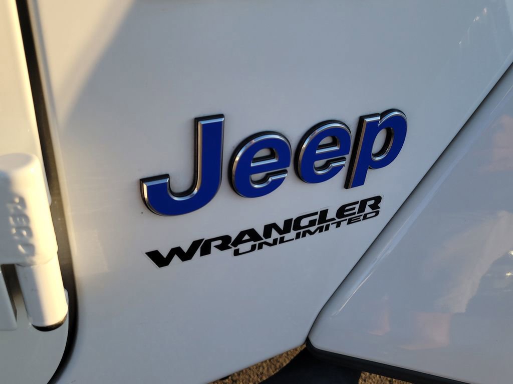 Used 2018 Jeep Wrangler Unlimited Sahara image 6