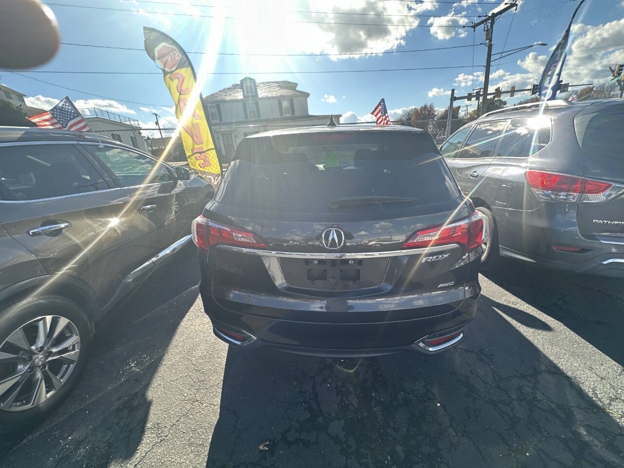 Used 2016 Acura RDX w/ AcuraWatch Plus Package AWD/4WD image 3