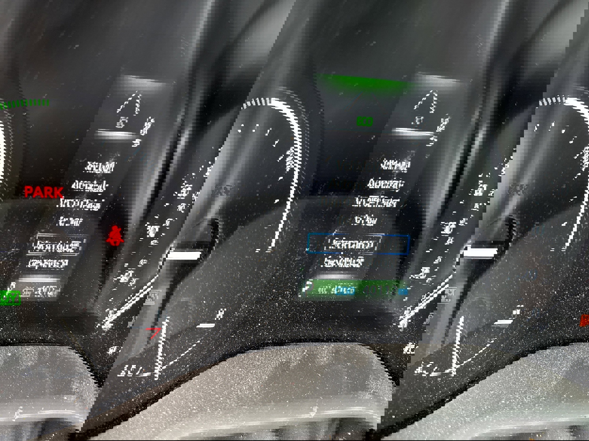 Used 2023 Toyota Sienna XLE image 5