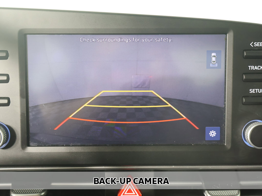 Used 2023 Hyundai Elantra SEL w/ Winter Weather Package FWD image 6