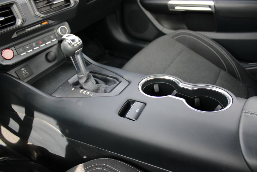 Used 2024 Ford Mustang Coupe RWD image 28