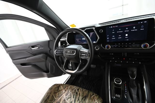 Used 2024 GMC Canyon Elevation w/ Elevation Premium Package AWD/4WD image 28