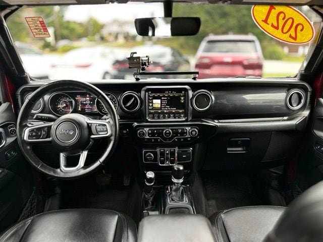 Used 2021 Jeep Wrangler Unlimited Sahara AWD/4WD image 17