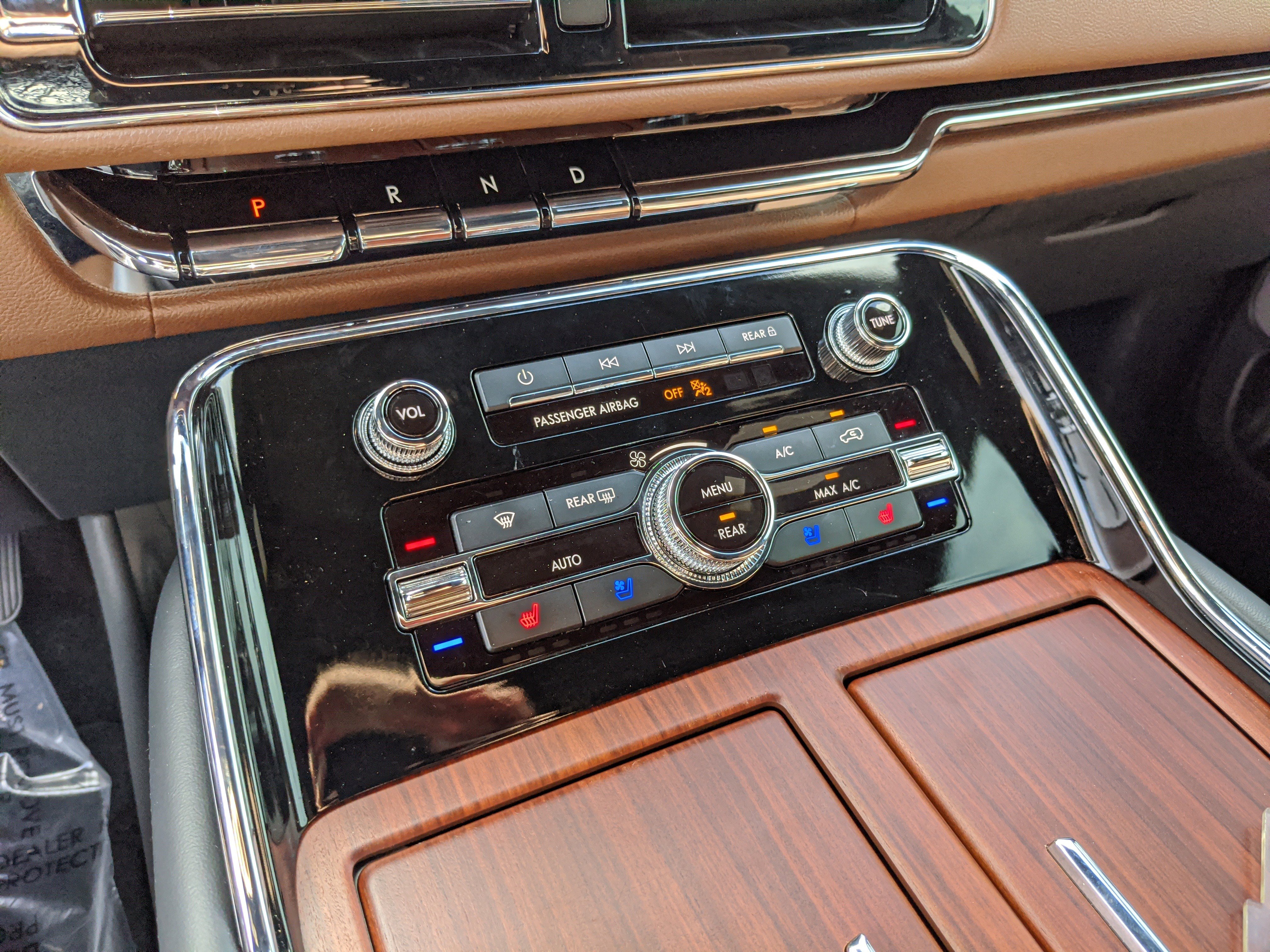 Used 2024 Lincoln Navigator L Reserve image 24