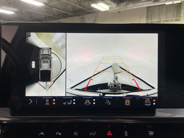 Used 2024 GMC Sierra 1500 SLT w/ SLT Premium Plus Package image 17