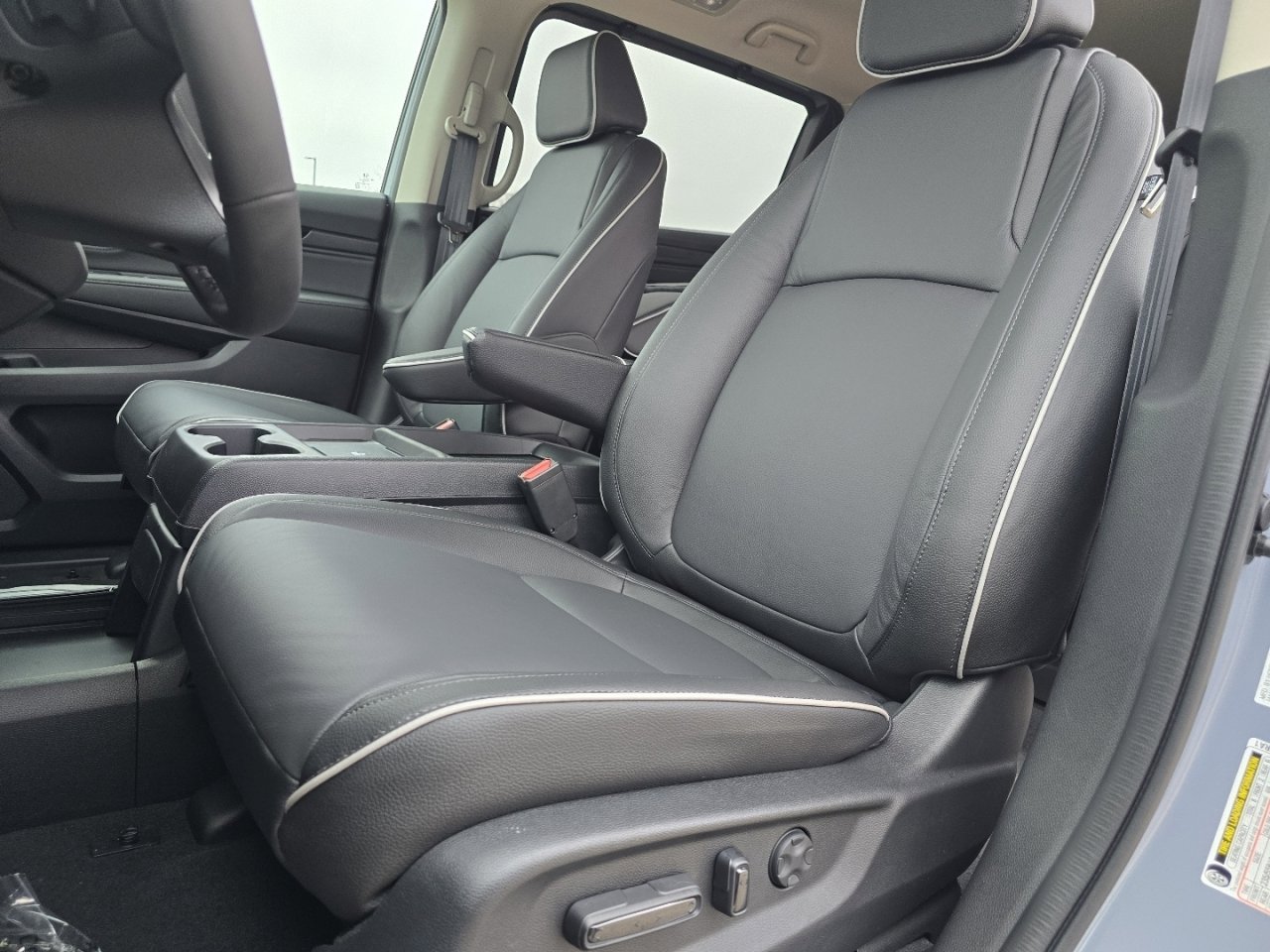 New 2026 Honda Odyssey Touring image 26