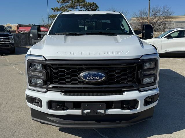 Used 2024 Ford F250 Lariat w/ Sport Appearance Package image 2