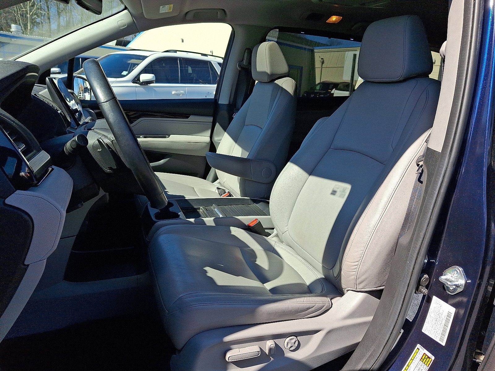 Certified 2024 Honda Odyssey Touring image 16