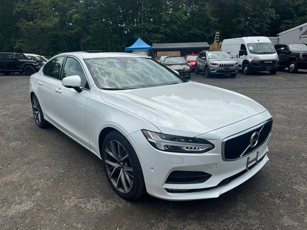 Used 2017 Volvo S90 T6 Momentum w/ Vision Package AWD/4WD image 1