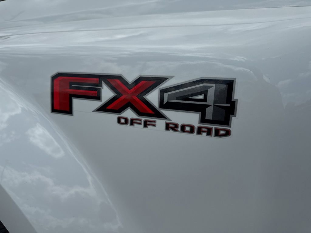 Used 2022 Ford F450 Limited w/ FX4 Off-Road Package image 17