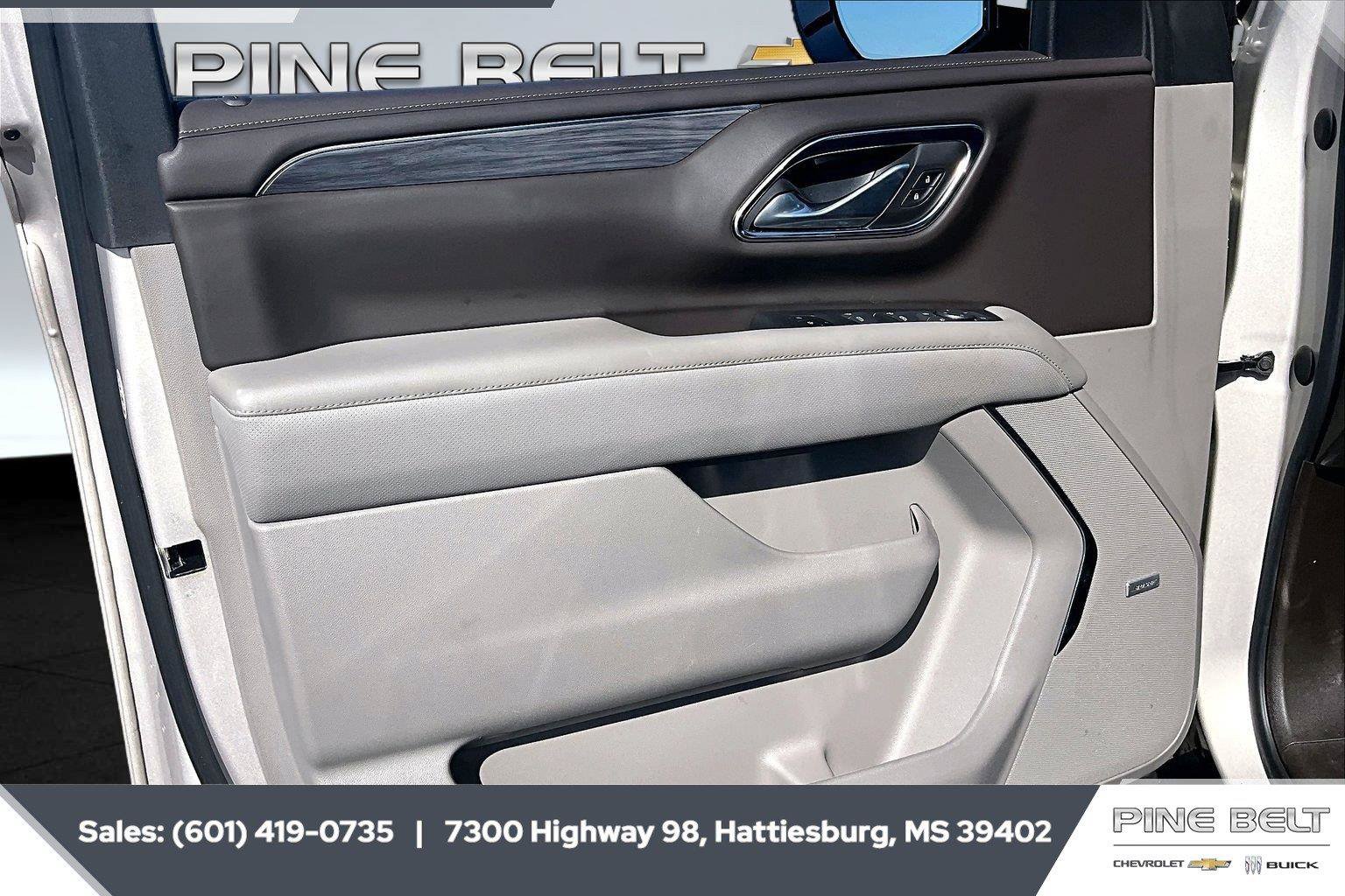 Used 2022 GMC Yukon SLT w/ SLT Luxury Package RWD image 17