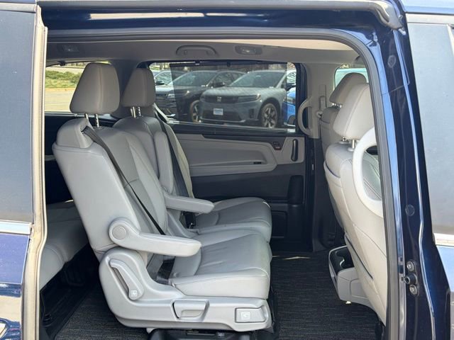 Used 2023 Honda Odyssey Touring image 33