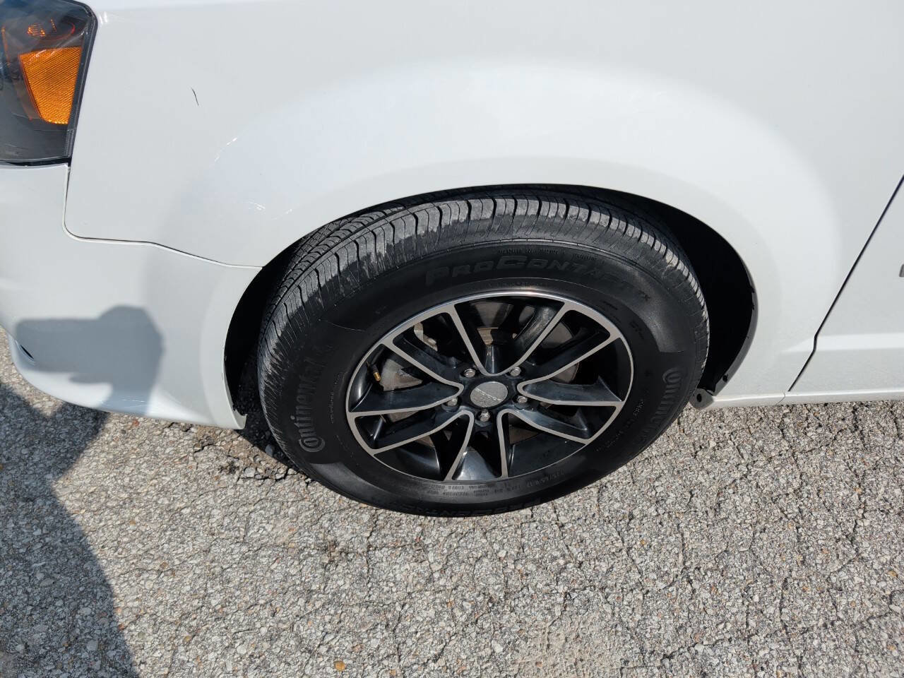 Used 2017 Dodge Grand Caravan GT image 10
