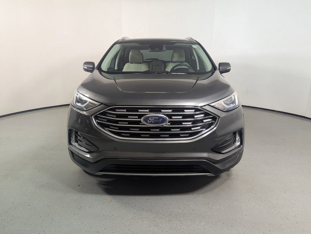 Used 2020 Ford Edge Titanium FWD image 2