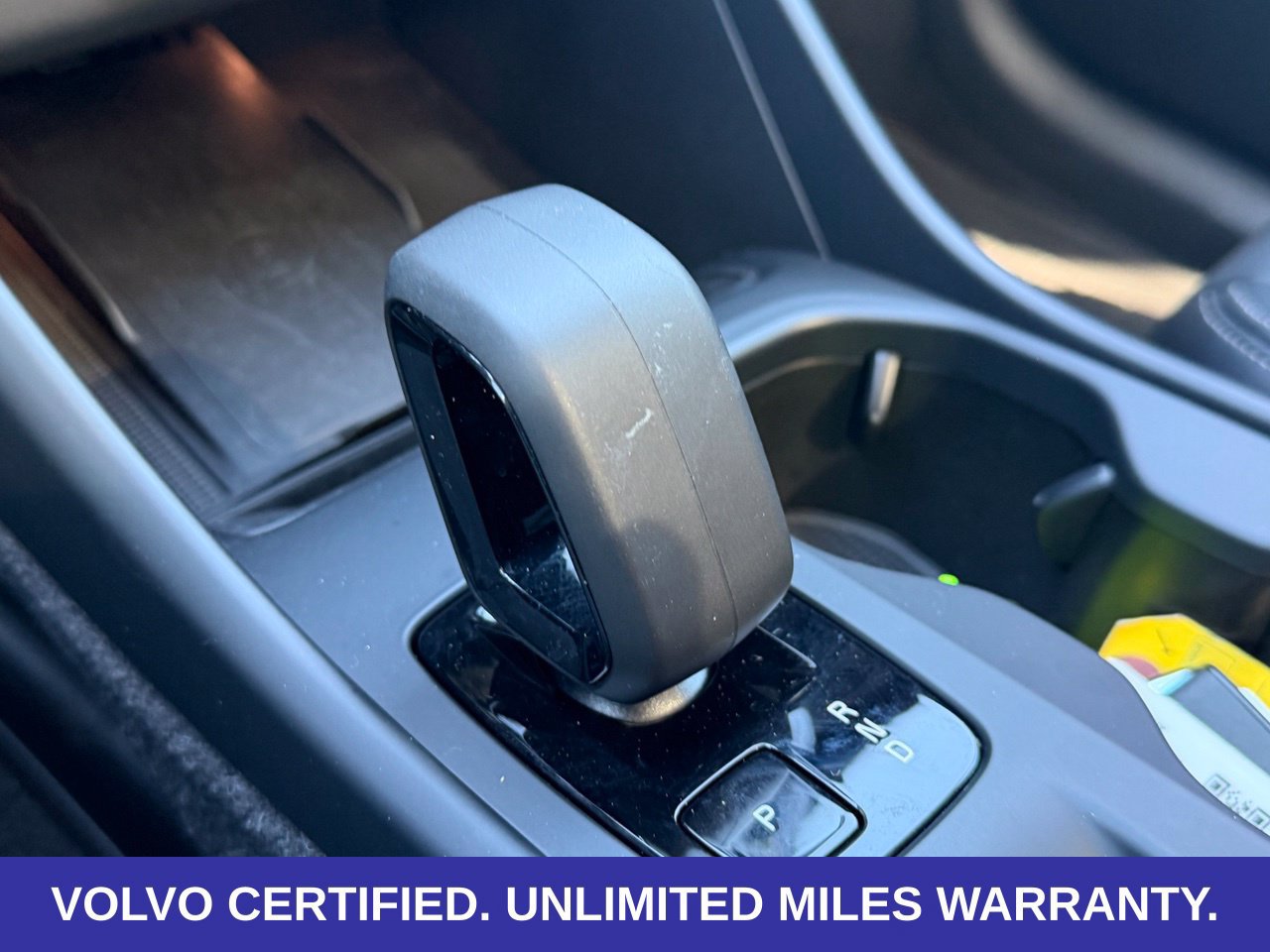 Certified 2024 Volvo XC40 B5 Core w/ Protection Package Premier AWD/4WD image 24