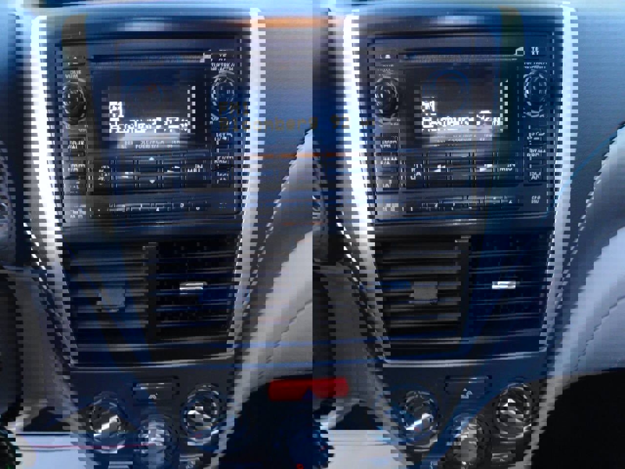 Used 2012 Subaru Forester 2.5X Premium w/ All-Weather Pkg image 22