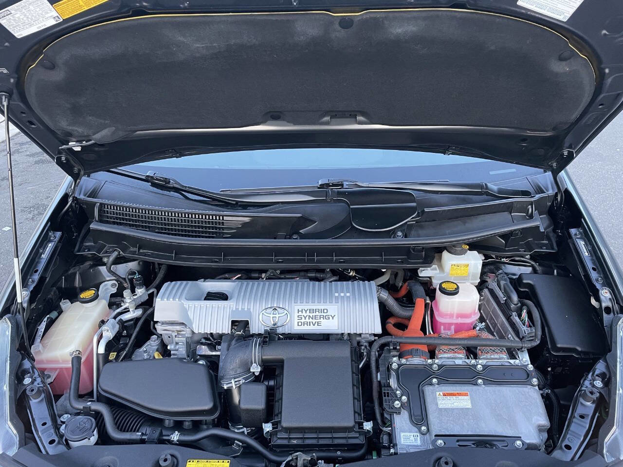 Used 2012 Toyota Prius V Three image 4