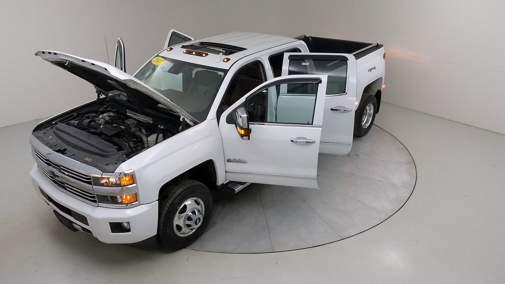 Used 2017 Chevrolet Silverado 3500 High Country image 60