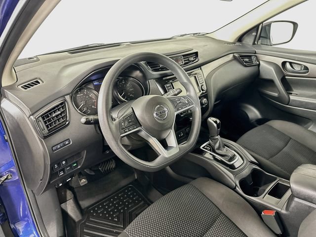 Used 2020 Nissan Rogue Sport S w/ Appearance Package AWD/4WD image 3