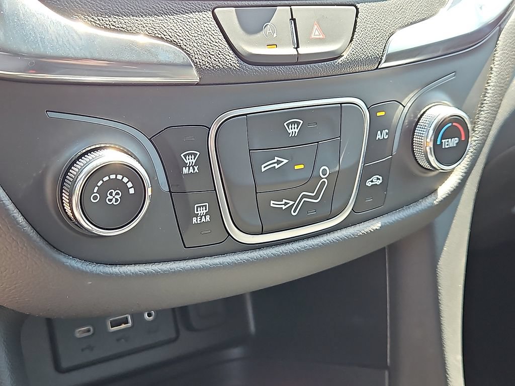 Certified 2023 Chevrolet Equinox LT AWD/4WD image 16