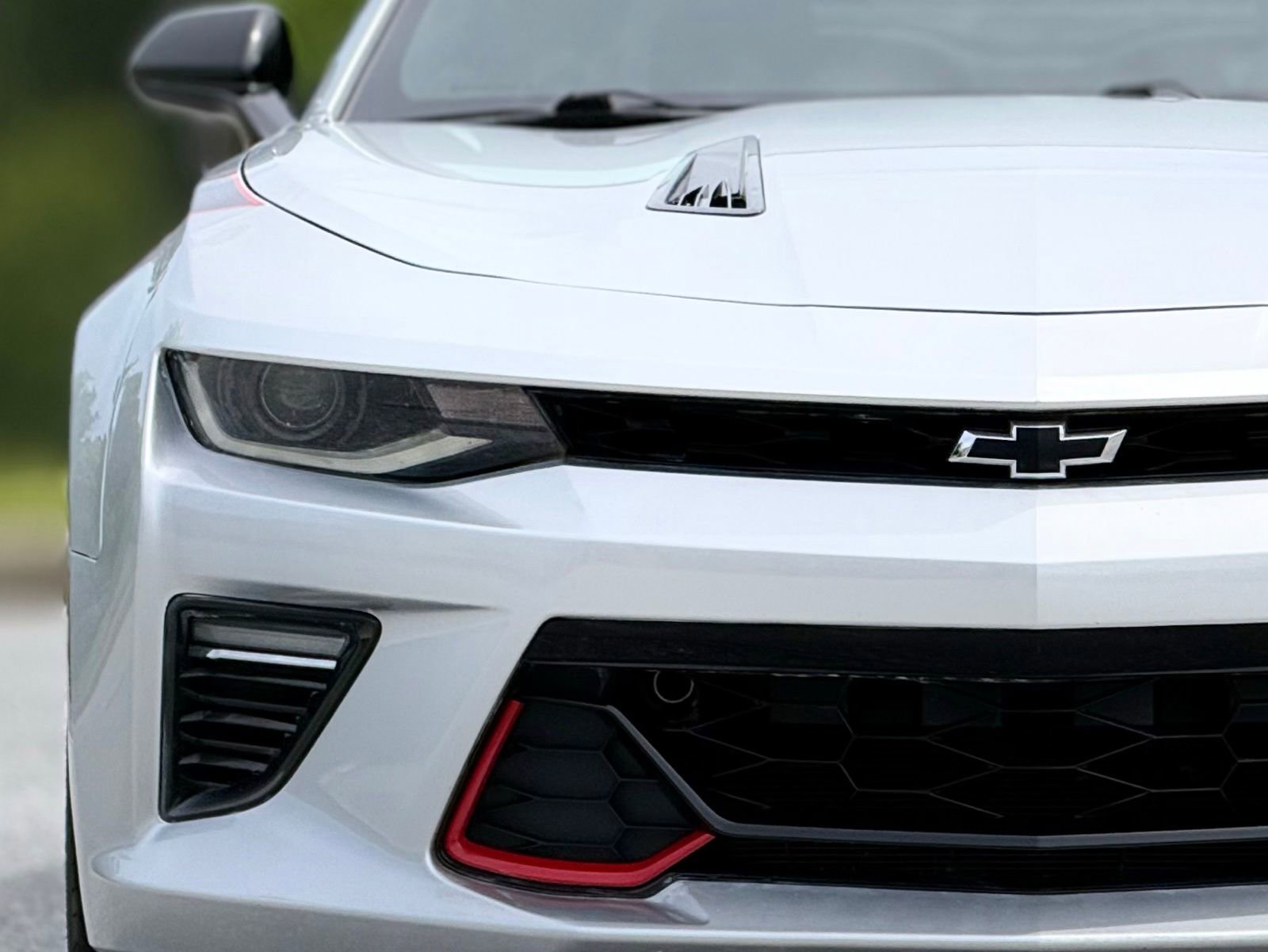 Used 2018 Chevrolet Camaro SS w/ Redline Edition RWD image 14
