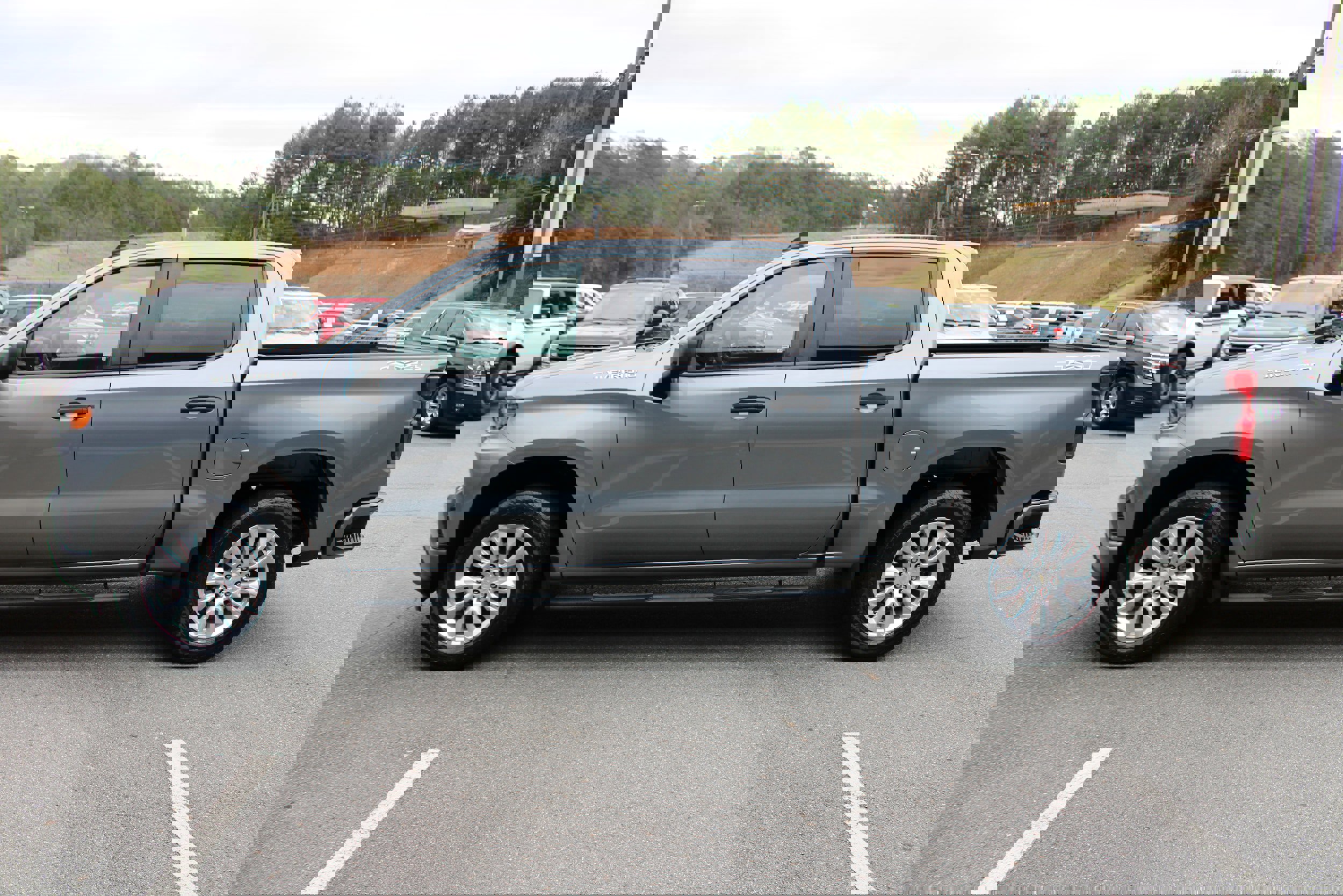 Used 2020 Chevrolet Silverado 1500 Custom w/ Custom Convenience Package image 6