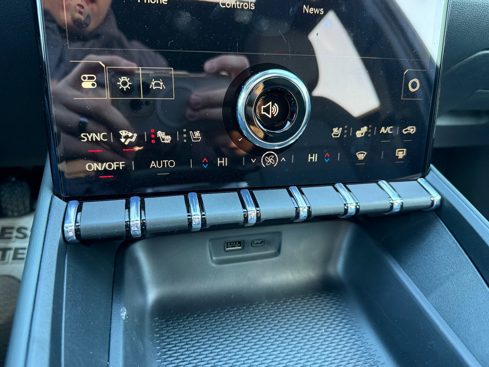 New 2026 GMC Terrain AT4 w/ Convenience Package III image 37