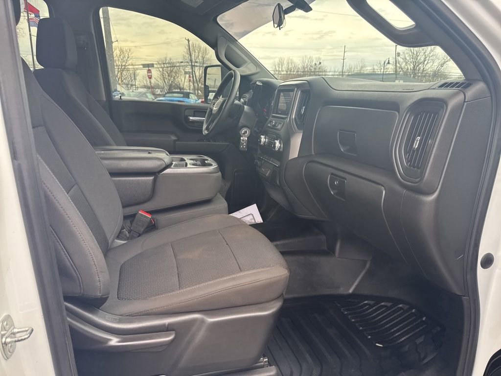 Used 2023 GMC Sierra 3500 Pro w/ Convenience Package image 31