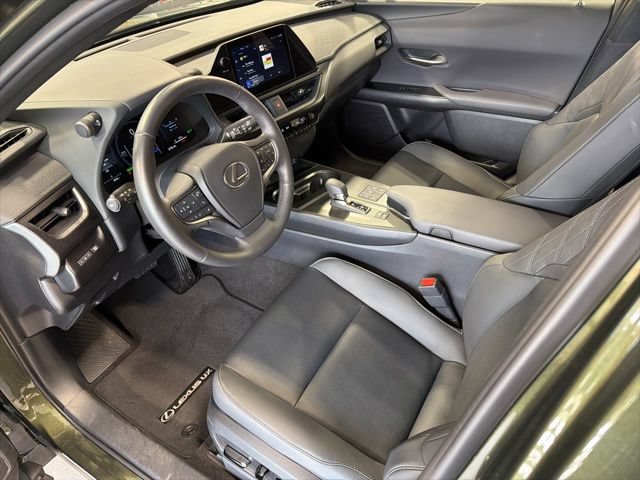 Used 2025 Lexus UX 300h AWD w/ Accessory Package (Z1) image 10