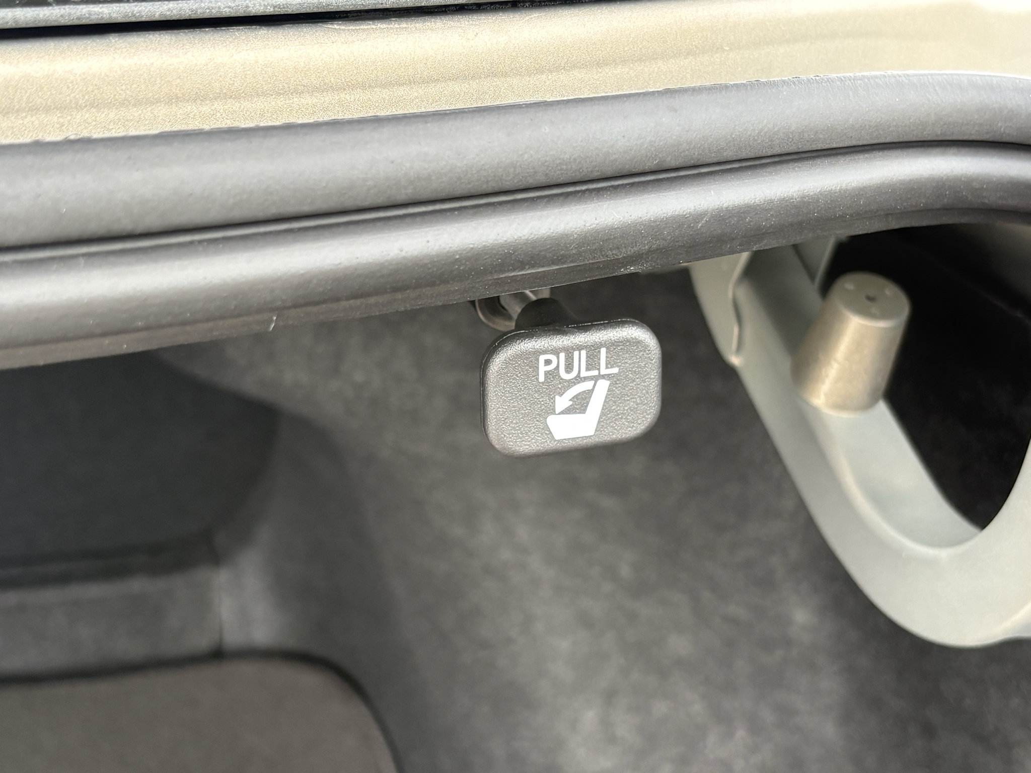 New 2027 Nissan Sentra SV w/ SV Convenience Package FWD image 24