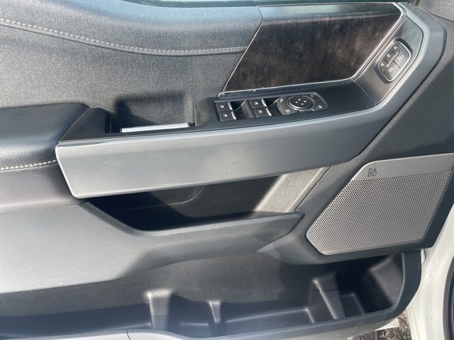 Used 2021 Ford F150 Lariat w/ Max Trailer Tow Package image 18