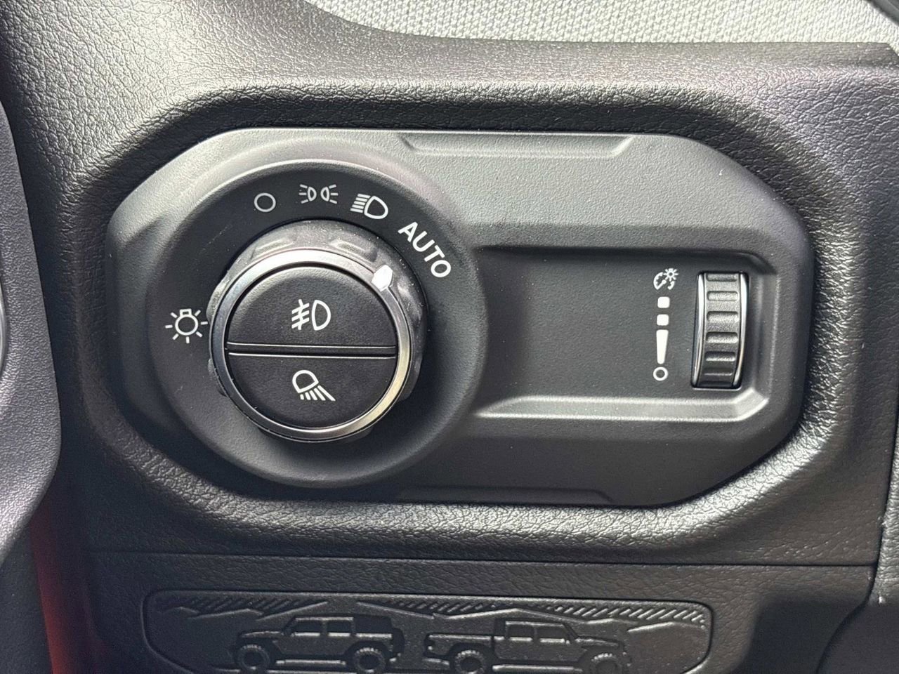 New 2025 Jeep Gladiator Sport image 12