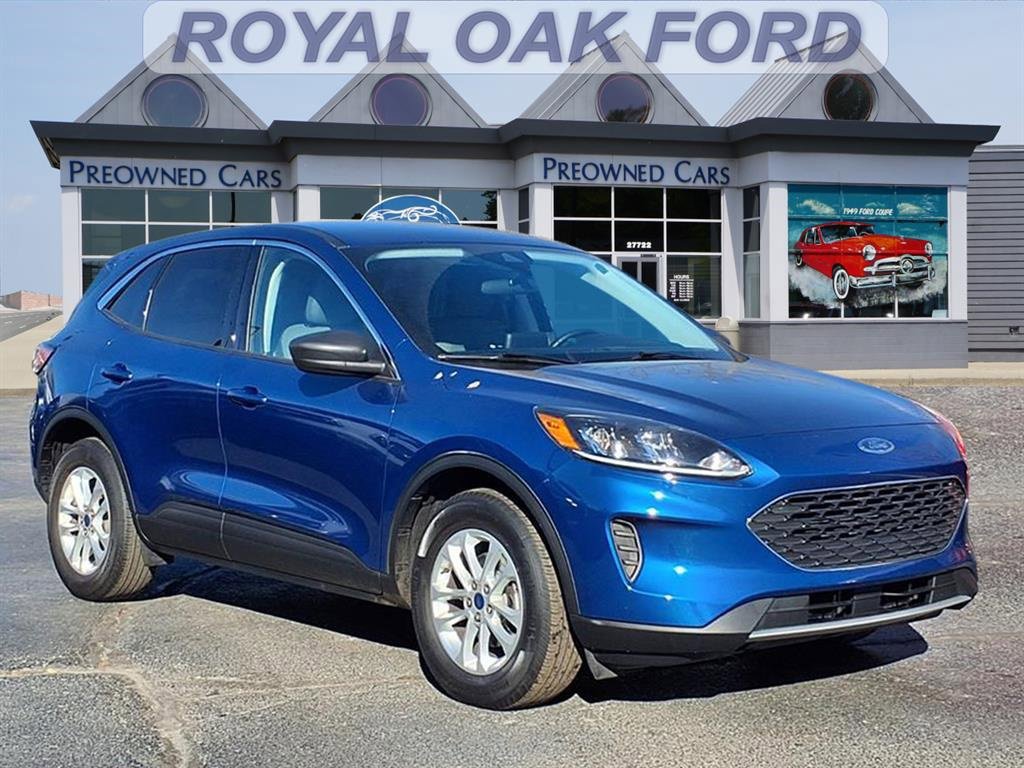 Used 2022 Ford Escape SE w/ Convenience Package image 1