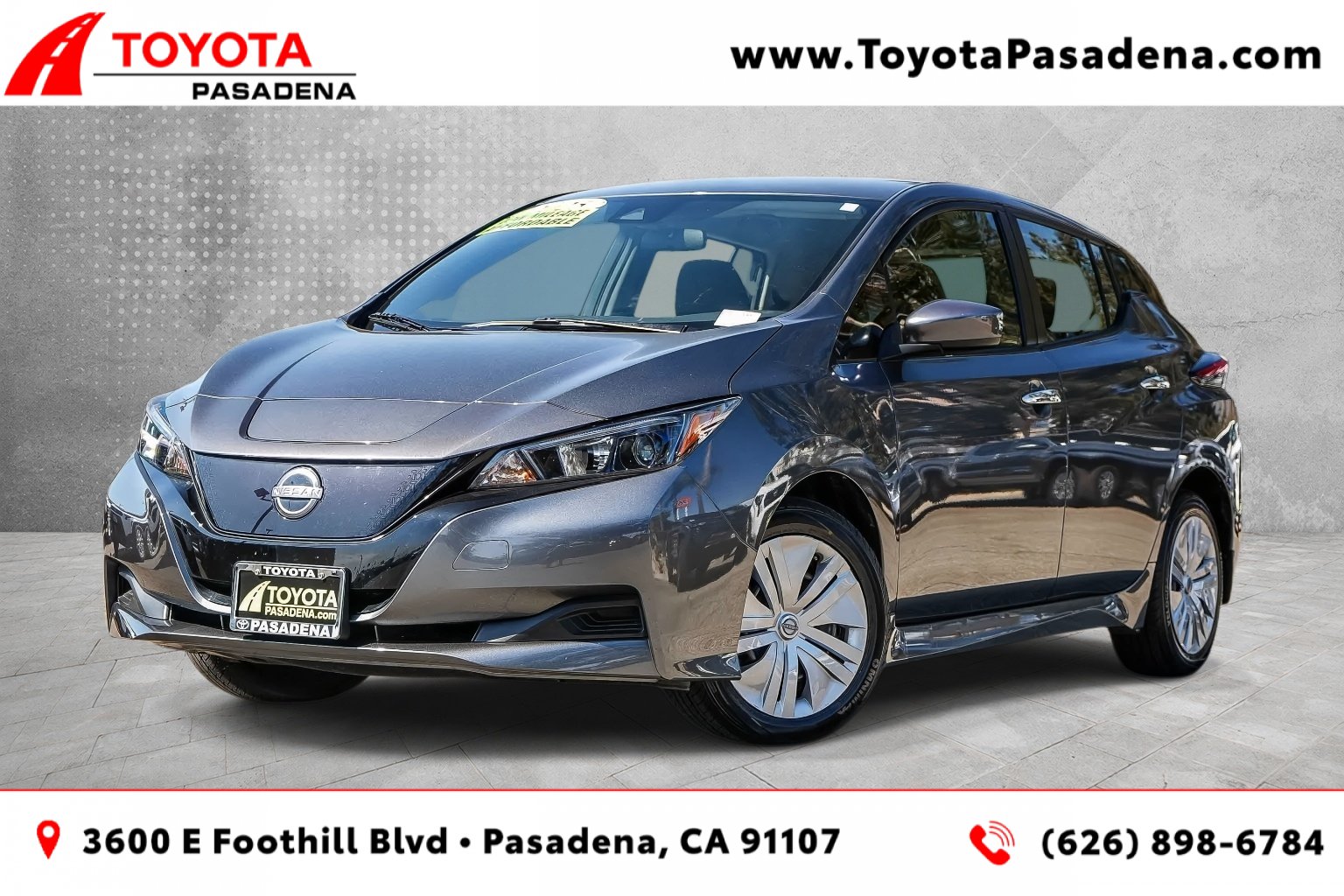 Used 2025 Nissan Leaf S FWD image 1