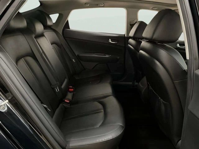 Used 2020 Kia Optima SE FWD image 22