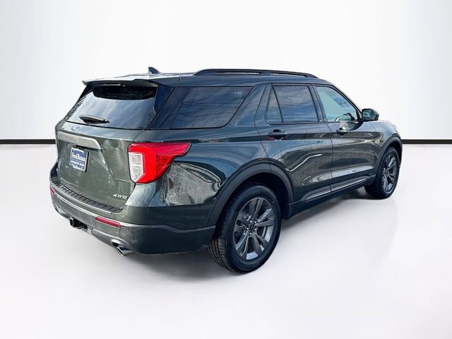 Certified 2022 Ford Explorer XLT w/ Equipment Group 202A image 8