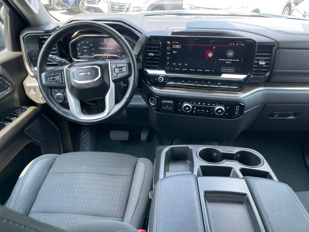 Used 2024 GMC Sierra 1500 SLE w/ Preferred Package AWD/4WD image 9