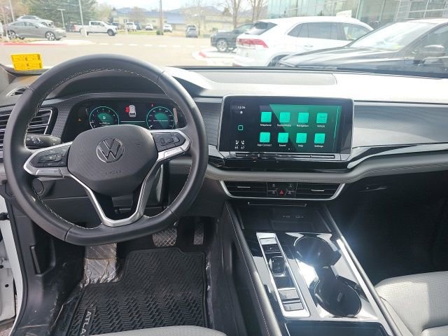 Used 2024 Volkswagen Atlas Cross Sport SEL image 13